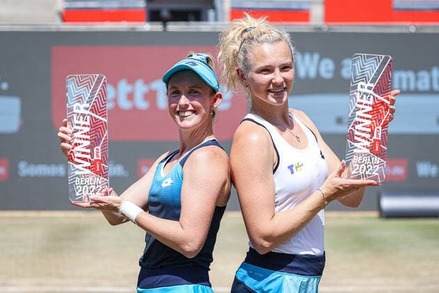 Doppel-Siegerinnen 2022: Storm SANDERS AUS und Katerina SINIAKOVA CZE, bett1open WTA, Tennis Damen 500, Berlin, LTTC Rot-Weiß , 19.06.2022, Copyright: xClaudioxGärtnerx