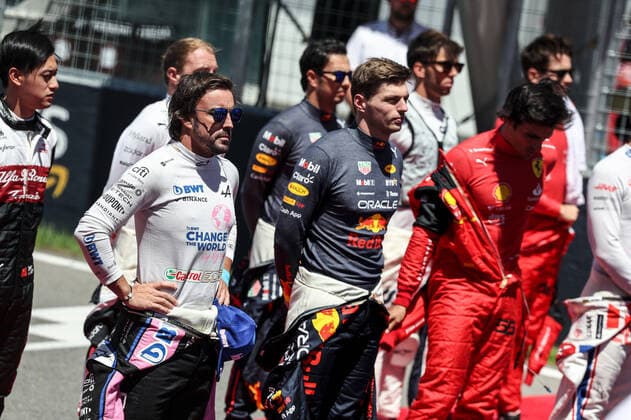 ALONSO Fernando (spa), Alpine F1 Team A522, portrait VERSTAPPEN Max (ned), Red Bull Racing RB18, portrait SAINZ Carlos (spa), Scuderia Ferrari F1-75, portrait during the Formula 1 AWS Grand Prix du Canada 2022, 9th round of the 2022 FIA Formula One World Championship, WM, Weltmeisterschaft on the Circuit Gilles Villeneuve, from June 17 to 19, 2022 in Montreal, Canada - F1 - CANADIAN GRAND PRIX 2022 - RACE DPPI Panoramic G00D4088