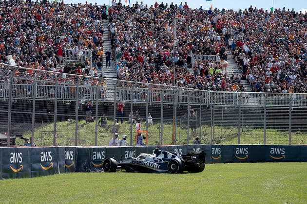 FORMULA 1 AWS GRAND PRIX DU CANADA 2022 19.06.2022, Circuit Gilles-Villeneuve, Montreal, FORMULA 1 AWS GRAND PRIX DU CANADA 2022 , im Bild Ausfall von Yuki Tsunoda (JPN), Scuderia AlphaTauri
