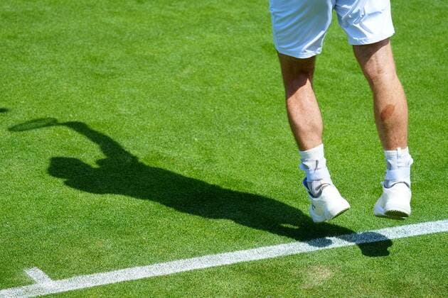 Mandatory Credit: Photo by Javier Garcia Shutterstock (12994278du) Andy Murray serving during training Wimbledon Tennis Championship Practice and Previews, The All England Lawn Tennis and Croquet Club, London, UK - 21 Jun 2022 Wimbledon Tennis Championship Practice and Previews, The All England Lawn Tennis and Croquet Club, London, UK - 21 Jun 2022  Copyright: xJavierxGarcia Shutterstockx 12994278du