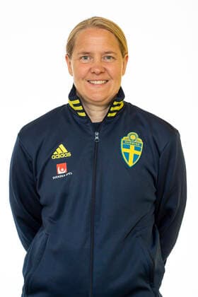 220621 Kordinator Anna Nyström poserar för ett porträtt under en fotografering med det svenska U23-damlandslaget i fotboll den 21 juni 2022 i Helsingborg. Copyright: MATHILDAxAHLBERG BB220621BB121