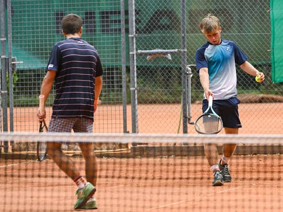 22.06.2022, xpsx, Tennis ITF-Turnier beim TC Bruchköbel, v.l. Miguel Avendano Cadena (ESP), Matthew William Donald (CZE) Bruchköbel Hessen Deutschland (DEU)