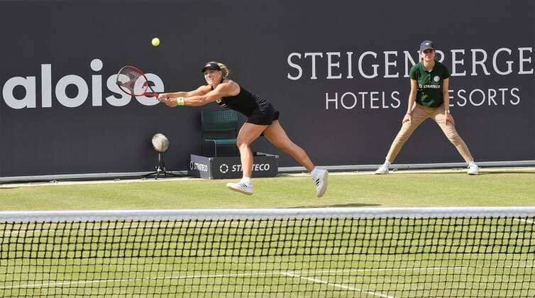 22.06.2022 Bad Homburg vor der Höhe, Kurpark, Tennis WTA, Tennis Damen 250 Bad Homburg Open Achtelfinale Lucia Bronzetti gegen Angelique Kerber Bild zeigt: Angelique Kerber emspor, DFL regulations prohibit any use of photographs as image sequences and or quasi-video