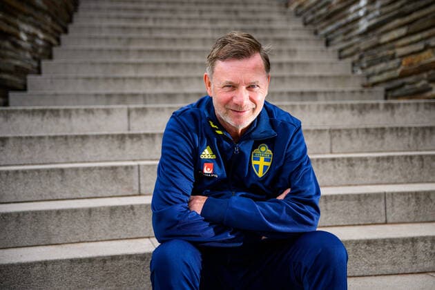 220622 Peter Gerhardsson, head coach poses for a portrait during a photo shoot with the staff of the women s national football team of Sweden on June 22, 2022 in Bastad. Photo: Ludvig Thunman BILDBYRAN kod LT LT0331 fotboll football soccer fotball porträtt portraits sverige sweden dam bbeng Copyright: LUDVIGxTHUNMAN BB220622LT198