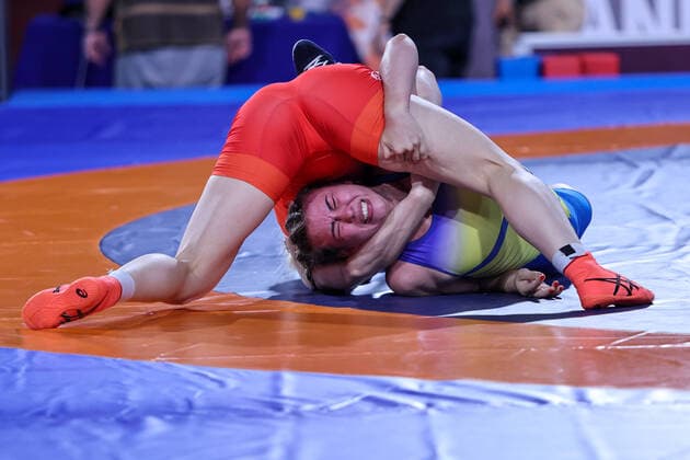 Sport Themen der Woche KW25 Sport Bilder des Tages Mandatory Credit: Photo by Luigi Mariani LiveMedia Shutterstock (12998142q) Alla Belinska (UKR) vs Irina Ringaci (MDA) WW 68kg Wrestling 2022 Ranking Series (day2), Matteo Pellicone, Rome, Italy - 23 Jun 2022 Wrestling 2022 Ranking Series (day2), Matteo Pellicone, Rome, Italy - 23 Jun 2022  Copyright: xLuigixMariani LiveMedia Shutterstockx 12998142q
