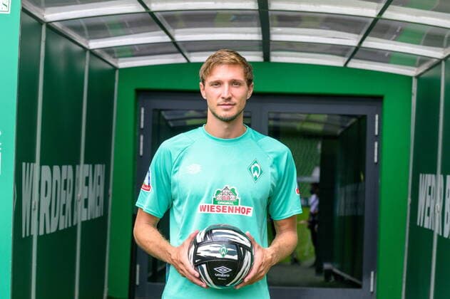 Sport Themen der Woche KW25 GER, Neuzugang Niklas Stark (Werder Bremen. 24.06.2022, wohninvest Weserstadion, Bremen, GER, Neuzugang Niklas Stark (Werder Bremen. im Bild picture shows Niklas Stark (Werder Bremen. *** GER, newcomer Niklas Stark Werder Bremen 24 06 2022, wohninvest Weserstadion, Bremen, GER, newcomer Niklas Stark Werder Bremen in picture shows Niklas Stark Werder Bremen nordphotoxGmbHxx xKokenge nph00001