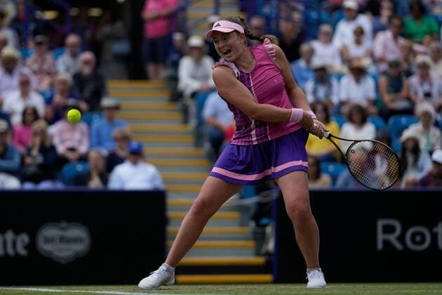 Mandatory Credit: Photo by Dave Shopland Shutterstock (12992820an) Jelena Ostapenko in the Women s singles final Rothesay International Eastbourne, Tennis, Devonshire Park, Eastbourne, UK - 25 Jun 2022 Rothesay International Eastbourne, Tennis, Devonshire Park, Eastbourne, UK - 25 Jun 2022  Copyright: xDavexShopland Shutterstockx 12992820an