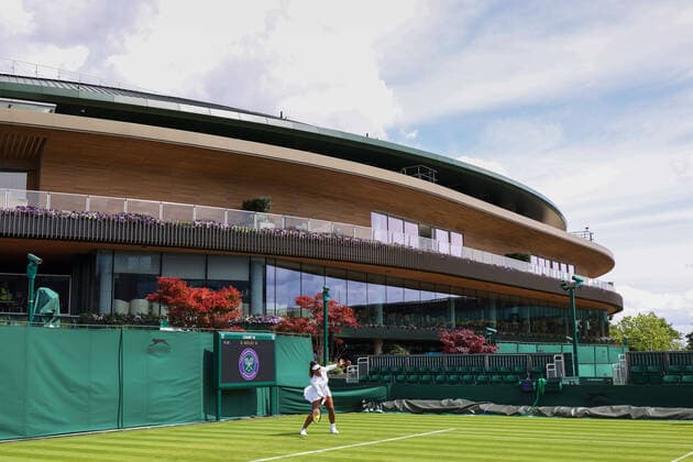 25th June 2022, All England Lawn Tennis and Croquet Club, London, England; Wimbledon Tennis tournament; Serena Williams during her practice session with Ons Jabeur  ActionPlus12402276 ShaunxBrooks