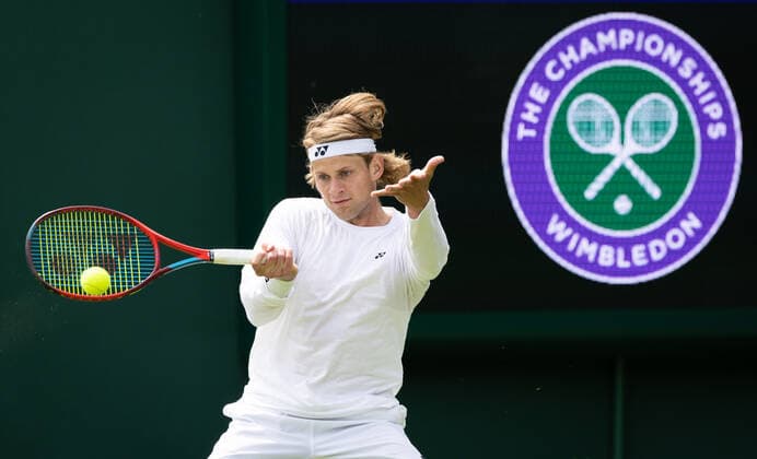 Belgian Zizou Bergs pictured during a training session ahead of the 2022 Wimbledon grand slam tennis tournament at the All England Tennis Club, in south-west London, Britain, Saturday 25 June 2022. BENOITxDOPPAGNE  x36628523x