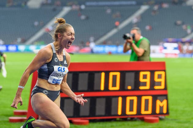 Sport Themen der Woche KW25 Deutsche Leichtathletik-Meisterschaften; Berlin, 25.06.2022 Gina Lueckenkemper (SCC Berlin), Deutsche Leichtathletik-Meisterschaften, 25.06.2022 *** German Athletics Championships Berlin, 25 06 2022 Gina Lueckenkemper SCC Berlin , German Athletics Championships, 25 06 2022 Copyright: xBEAUTIFULxSPORTS PeterxWeberx