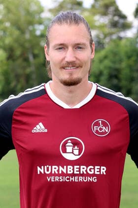 23.06.2022 - 1. FC Nürnberg FCN Club - Saison 2022 2023 - Fototermin Porträttermin Pressetermin Präsentation - Einzelbild Einzelfoto Portrait Porträt Kopfbild - DaMa - Einzelfoto Einzelbild Portrait Porträt Kopfbild - Manuel Schäffler Schaeffler (9, 1. FC Nürnberg FCN )