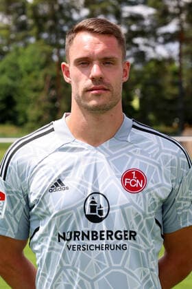 23.06.2022 - 1. FC Nürnberg FCN Club - Saison 2022 2023 - Fototermin Porträttermin Pressetermin Präsentation - Einzelbild Einzelfoto Portrait Porträt Kopfbild - DaMa - Einzelfoto Einzelbild Portrait Porträt Kopfbild - Christian Mathenia (26, 1. FC Nürnberg FCN )