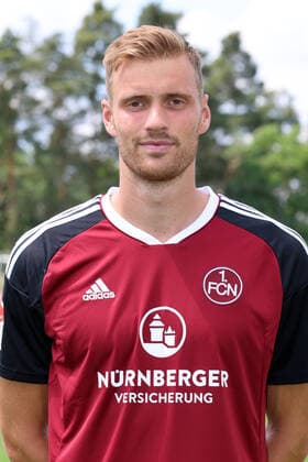 23.06.2022 - 1. FC Nürnberg FCN Club - Saison 2022 2023 - Fototermin Porträttermin Pressetermin Präsentation - Einzelbild Einzelfoto Portrait Porträt Kopfbild - DaMa - Einzelfoto Einzelbild Portrait Porträt Kopfbild - Asger Sörensen Soerensen (4, 1. FC Nürnberg FCN )