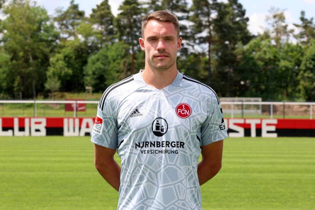 23.06.2022 - 1. FC Nürnberg FCN Club - Saison 2022 2023 - Fototermin Porträttermin Pressetermin Präsentation - Einzelbild Einzelfoto Portrait Porträt Kopfbild - DaMa - Einzelfoto Einzelbild Portrait Porträt Kopfbild - Christian Mathenia (26, 1. FC Nürnberg FCN )