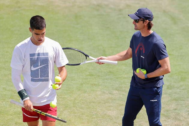 Carlos Alcaraz and Trainer, coach Juan Carlos Ferrero trainieren im Aorangi Park,Wimbledon, Copyright: xJuergenxHasenkopfx