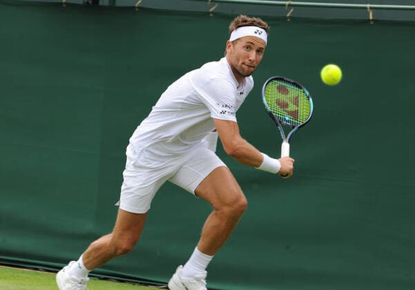 Tennis - 2022 Wimbledon Championships - Week One - Day One (Monday) - All England Lawn Tennis Club, Wimbledon - Monday 27th June 2022 Casper Ruud v Albert Ramos - Vinolas. Casper Ruud 