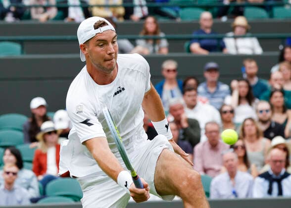Jan-Lennard Struff (GER) Tennis - Wimbledon 2022 - Grand Slam ITF ATP, Tennis Herren WTA, Tennis Damen - AELTC - London - - Great Britain - 27 June 2022. Copyright: xJuergenxHasenkopfx
