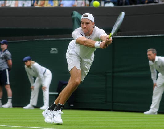 Tennis - 2022 Wimbledon Championships - Week One - Day One (Monday) - All England Lawn Tennis Club, Wimbledon - Monday 27th June 2022 Jan - Lennard Struff v Carlos Alcaraz Jan - Lennard Struff 