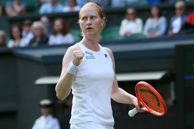 Great Britain, London, All England Lawn Tennis Club, The Championships Wimbledon 2022 - DAY 1- 27 06 2022 Belgian player Alison Van Uytvanck (BEL) pictured during her first round against No.10 seed Emma Raducanu (GBR) in London , All England Lawn Tennis Club at The Championships Wimbledon 2022 The Championships Wimbledon 2022- DAY 1- 27 06 2022 PhotoNews Panoramic 