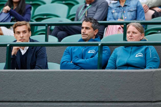 Angelique Kerber Team in der Spielerloge, L-R. Manager Aljoscha Thron, Freund Franco Bianco, Mutter Beata Kerber Tennis - Wimbledon 2022 - Grand Slam ITF ATP, Tennis Herren WTA, Tennis Damen - AELTC - London - - Great Britain - 27 June 2022. Copyright: xJuergenxHasenkopfx