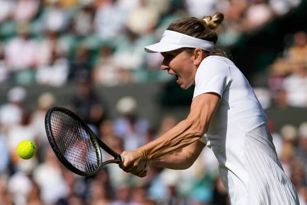 Mandatory Credit: Photo by Dave Shopland Shutterstock (13002019cp) Simona Halep during her first round match Wimbledon Tennis Championships, Day 2, The All England Lawn Tennis and Croquet Club, London, UK - 28 Jun 2022 Wimbledon Tennis Championships, Day 2, The All England Lawn Tennis and Croquet Club, London, UK - 28 Jun 2022  Copyright: xDavexShopland Shutterstockx 13002019cp