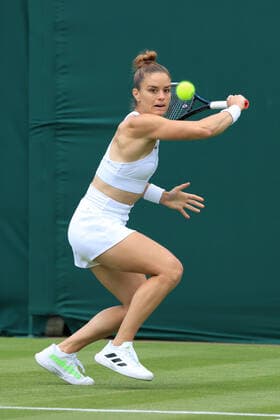Tennis - Wimbledon (Day 2) 28th June 2022 - Tennis - Wimbledon (Day 2) - Maria Sakkari (GRE) in action against Zoe Hives (AUS) during their Ladies Singles 1st Round match - Photo: Simon Stacpoole Offside. London UK Copyright: xSimonxStacpoolexOffside