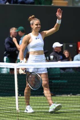 Tennis - Wimbledon (Day 2) 28th June 2022 - Tennis - Wimbledon (Day 2) - Maria Sakkari (GRE) celebrates victory over Zoe Hives (AUS) in their Ladies Singles 1st Round match - Photo: Simon Stacpoole Offside. London UK Copyright: xSimonxStacpoolexOffside