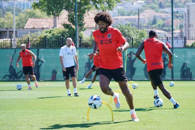 Dante (OGC Nice) FOOTBALL : Reprise de l™entrainement de l™OGC Nice - Nice - 29 06 2022 NorbertScanella Panoramic 