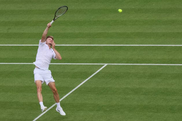 Belgian David Goffin pictured in action during a tennis game against Argentinian Baez, in the second round game of the men s singles tournament at the 2022 Wimbledon grand slam tennis tournament at the All England Tennis Club, in south-west London, Britain, Wednesday 29 June 2022. The match had to be postponed due to rain on Monday. BENOITxDOPPAGNE  x36788072x