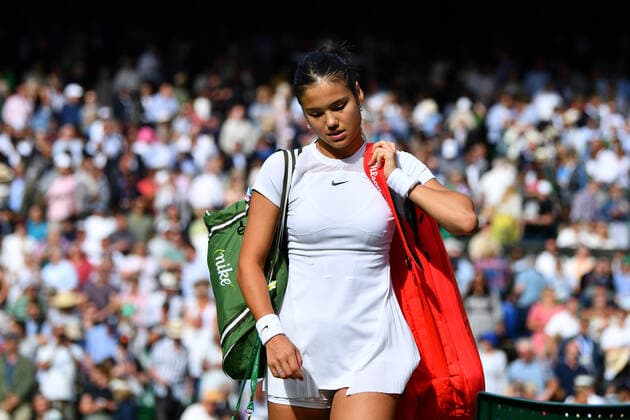 Mandatory Credit: Photo by James Veysey Shutterstock (13008248cg) Emma Raducanu walks off court after defeat in her second round match Wimbledon Tennis Championships, Day 3, The All England Lawn Tennis and Croquet Club, London, UK - 29 Jun 2022 Wimbledon Tennis Championships, Day 3, The All England Lawn Tennis and Croquet Club, London, UK - 29 Jun 2022  Copyright: xJamesxVeysey Shutterstockx 13008248cg