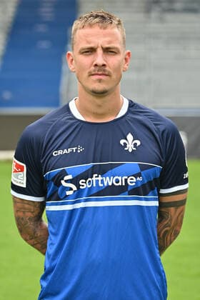 29.06.2022, xfux, Fussball 2.Bundesliga, SV Darmstadt 98 Fototermin Porträttermin 2022 23 xptt, emonline, emspor, v.l. Phillip Tietz, SV Darmstadt 98, 2.BL, Porträttermin 2022 2023 (DFL DFB REGULATIONS PROHIBIT ANY USE OF PHOTOGRAPHS as IMAGE SEQUENCES and or QUASI-VIDEO) Darmstadt