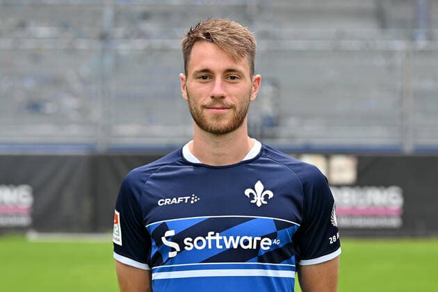 29.06.2022, xfux, Fussball 2.Bundesliga, SV Darmstadt 98 Fototermin Porträttermin 2022 23 xptt, emonline, emspor, v.l. Matthias Bader, SV Darmstadt 98, 2.BL, Porträttermin 2022 2023 (DFL DFB REGULATIONS PROHIBIT ANY USE OF PHOTOGRAPHS as IMAGE SEQUENCES and or QUASI-VIDEO) Darmstadt