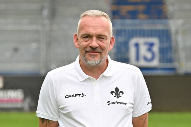 29.06.2022, xfux, Fussball 2.Bundesliga, SV Darmstadt 98 Fototermin Porträttermin 2022 23 xptt, emonline, emspor, v.l. Betreuer Michael Richter, SV Darmstadt 98, 2.BL, Porträttermin 2022 2023 (DFL DFB REGULATIONS PROHIBIT ANY USE OF PHOTOGRAPHS as IMAGE SEQUENCES and or QUASI-VIDEO) Darmstadt