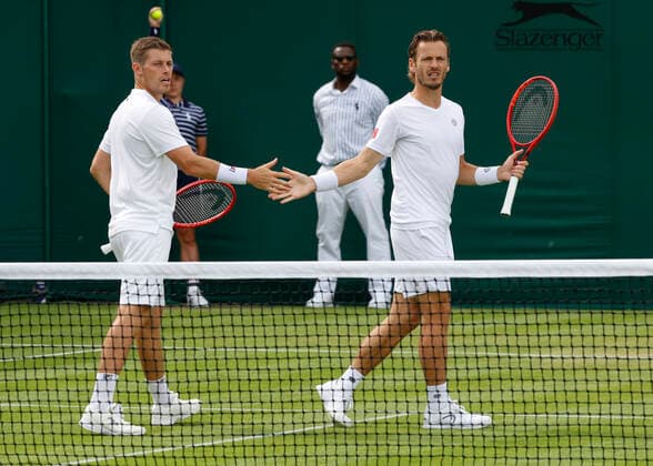 Wesley Koolhof und Neal Skupski (GBR) Herren Doppel Tennis - Wimbledon 2022 - Grand Slam ITF ATP, Tennis Herren WTA, Tennis Damen - AELTC - London - - Great Britain - 29 June 2022. Copyright: xJuergenxHasenkopfx