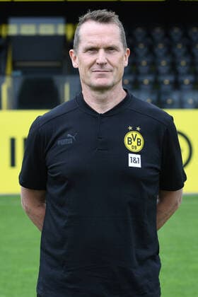 Borussia Dortmund II; 3.Liga, Porträttermin 2022 2023 Dr. Dirk Tintrup ( Mannschaftsarzt )