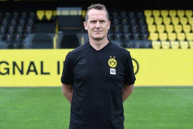Borussia Dortmund II; 3.Liga, Porträttermin 2022 2023 Dr. Dirk Tintrup ( Mannschaftsarzt )