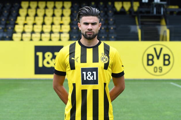 Borussia Dortmund II; 3.Liga, Porträttermin 2022 2023 Antonios Papadopoulos