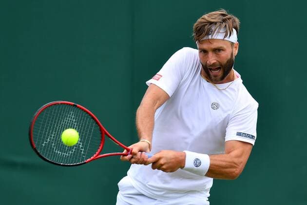 Mandatory Credit: Photo by James Veysey Shutterstock (13010732ai) Liam Broady during his second round match Wimbledon Tennis Championships, Day 4, The All England Lawn Tennis and Croquet Club, London, UK - 30 Jun 2022 Wimbledon Tennis Championships, Day 4, The All England Lawn Tennis and Croquet Club, London, UK - 30 Jun 2022  Copyright: xJamesxVeysey Shutterstockx 13010732ai
