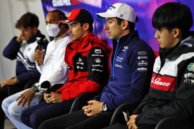 10 Pierre Gasly (FRA, Scuderia AlphaTauri), 44 Lewis Hamilton (GBR, Mercedes-AMG Petronas F1 Team), 16 Charles Leclerc (MCO, Scuderia Ferrari), 6 Nicholas Latifi (CAN, Williams Racing), 24 Guanyu Zhou (CHN, Alfa Romeo F1 Team ORLEN), F1 Grand Prix of Great Britain at Silverstone Circuit on June 30, 2022 in Silverstone, United Kingdom. (Photo by DPPI via HOCH ZWEI) Silverstone United Kingdom