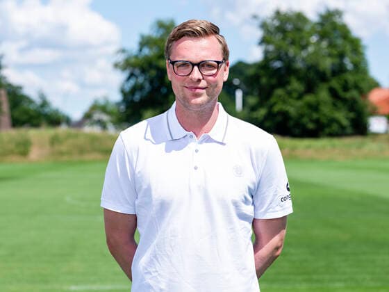 Physiotherapeut Dominik Körner (St.Pauli) 28.06.22, Hamburg, FC St.Pauli Mediaday, Fussball, GER, Saison 2022 2023, 2. Bundesliga, Portraittermin DFL REGULATIONS PROHIBIT ANY USE OF PHOTOGRAPHS as IMAGE SEQUENCES and or QUASI-VIDEO. Â