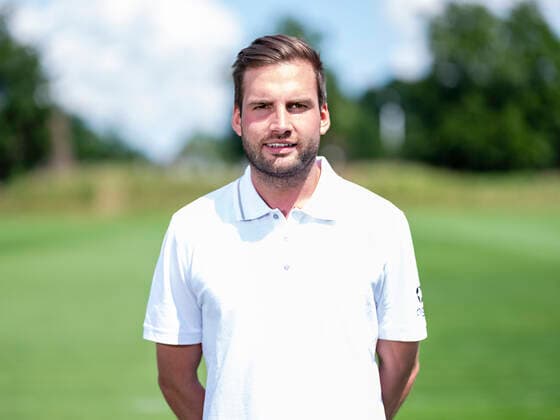 Spielanalyst Ole Marschall (St.Pauli) 28.06.22, Hamburg, FC St.Pauli Mediaday, Fussball, GER, Saison 2022 2023, 2. Bundesliga, Portraittermin DFL REGULATIONS PROHIBIT ANY USE OF PHOTOGRAPHS as IMAGE SEQUENCES and or QUASI-VIDEO. Â