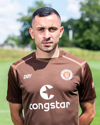 Manolis Saliakas (St.Pauli) 28.06.22, Hamburg, FC St.Pauli Mediaday, Fussball, GER, Saison 2022 2023, 2. Bundesliga, Portraittermin DFL REGULATIONS PROHIBIT ANY USE OF PHOTOGRAPHS as IMAGE SEQUENCES and or QUASI-VIDEO. Â