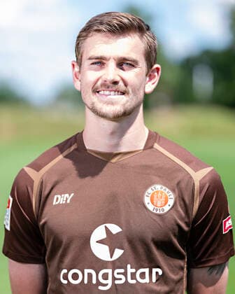 Connor Metcalfe (St.Pauli) 28.06.22, Hamburg, FC St.Pauli Mediaday, Fussball, GER, Saison 2022 2023, 2. Bundesliga, Portraittermin DFL REGULATIONS PROHIBIT ANY USE OF PHOTOGRAPHS as IMAGE SEQUENCES and or QUASI-VIDEO. Â