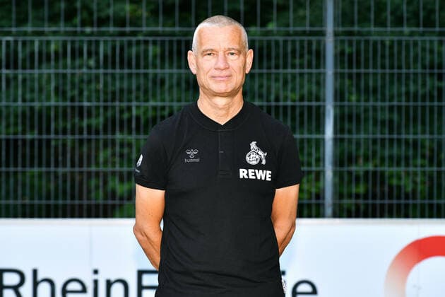 Busfahrer Michael Liebetrut, ; 1. FC Köln; 1.BL, Porträttermin 2022 2023