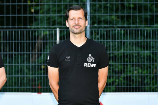 Physiotherapeut Daniel SchuÌˆtz ; 1. FC Köln; 1.BL, Porträttermin 2022 2023