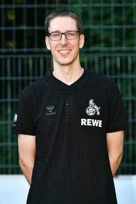Physiotherapeut Marvin Kreuzwieser ; 1. FC Köln; 1.BL, Porträttermin 2022 2023