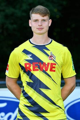 Jonas Urbig ; 1. FC Köln; 1.BL, Porträttermin 2022 2023