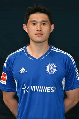 Dong gyeong Lee; FC Schalke 04; 1.BL, Porträttermin 2022 2023 Gelsenkirchen Nordrhein-Westfalen Deutschland