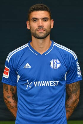 Victor Palsson; FC Schalke 04; 1.BL, Porträttermin 2022 2023 Gelsenkirchen Nordrhein-Westfalen Deutschland