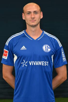Henning Matriciani; FC Schalke 04; 1.BL, Porträttermin 2022 2023 Gelsenkirchen Nordrhein-Westfalen Deutschland